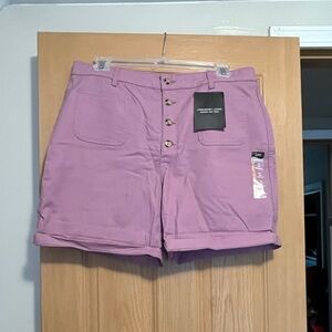 NAT Legendary Patch Pocket Shorts